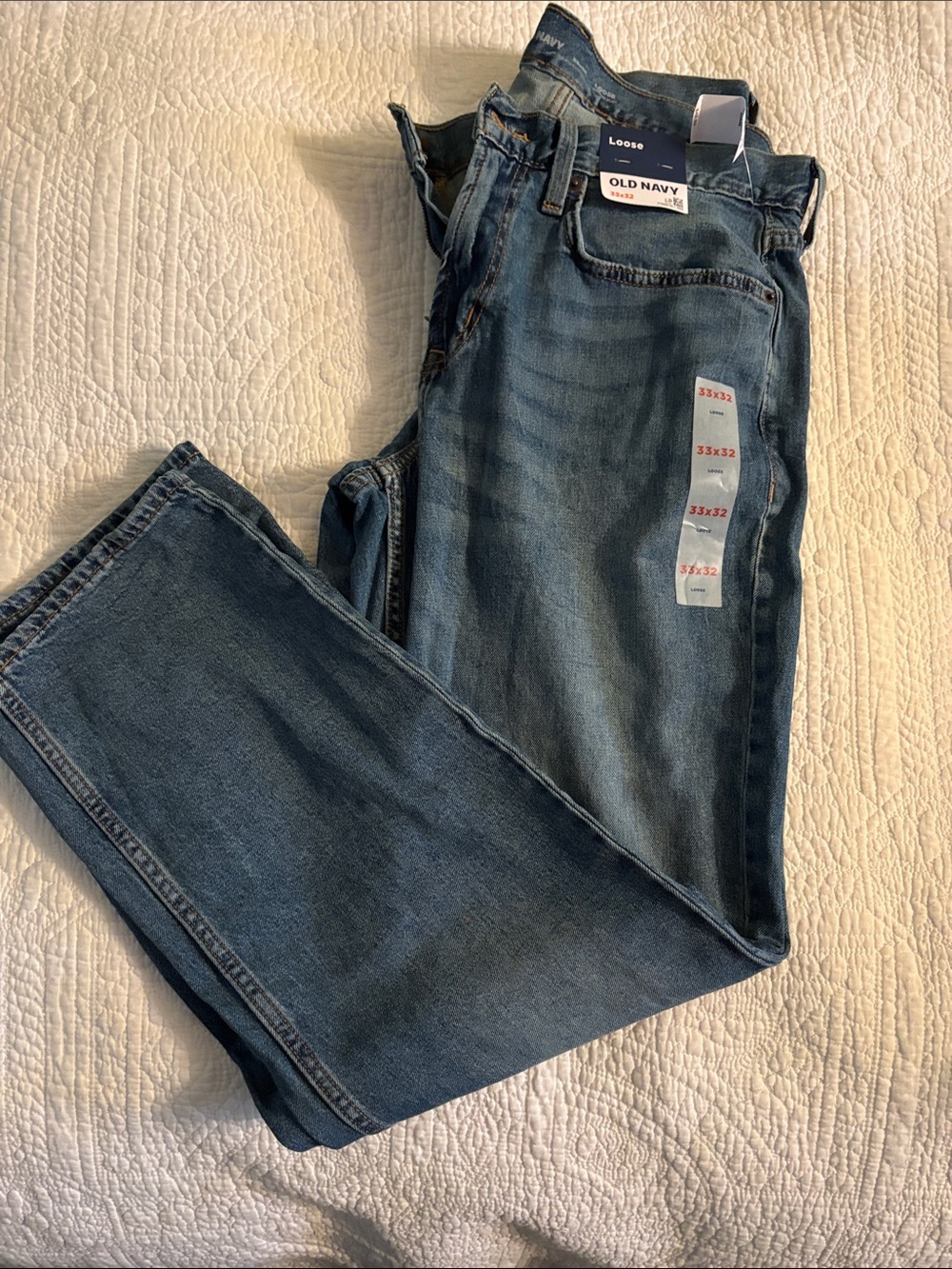 Old Navy Relaxed Fit Denim Jeans in Medium Blue